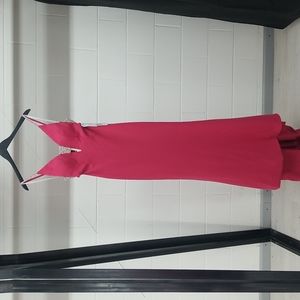 Size 2 Fuchsia polyester stretch Gown